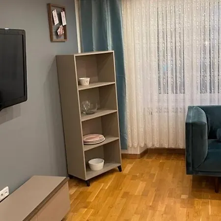 76 M² Ferienwohnung 2 Schlafzimmer, Max. 7 Gaste Kennelbach